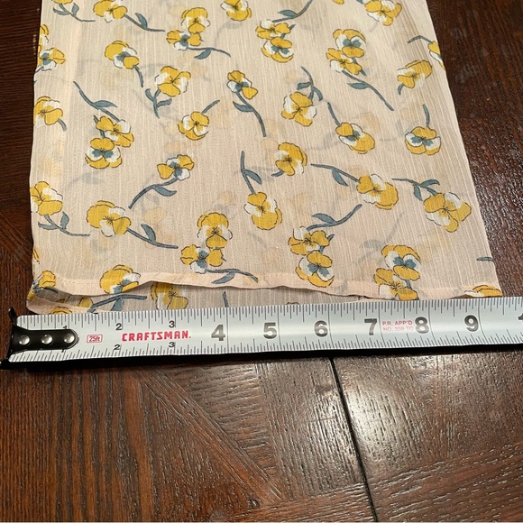 NWT Verona Couture Beige Blouse with Yellow Floral Print | Size 1X - Picture 8 of 14